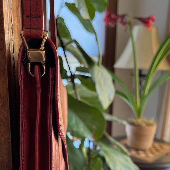 Vintage BareTraps Red Leather Purse Handbag, Small - Picture 9 of 9